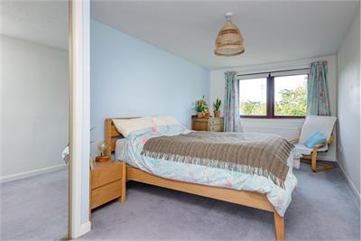 73 North Meggetland, Edinburgh, EH14 1XQ - image 10