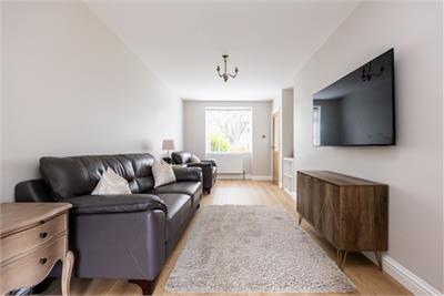95 Broomhall Drive, Edinburgh, EH12 7QH - image 2