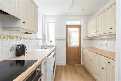 95 Broomhall Drive, Edinburgh, EH12 7QH - image 7