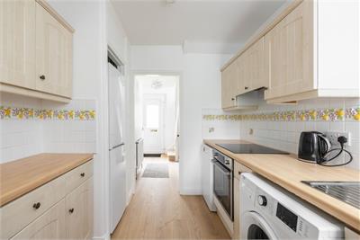 95 Broomhall Drive, Edinburgh, EH12 7QH - image 8