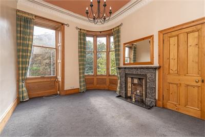 14/2 Brunton Place, Edinburgh, EH7 5EJ - image 2