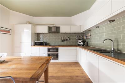 76 Saughtonhall Drive, Edinburgh, EH12 5TL - image 17