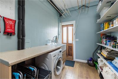 76 Saughtonhall Drive, Edinburgh, EH12 5TL - image 25