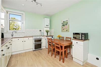 31 Eskview Avenue, MUSSELBURGH, EH21 6NR - image 5