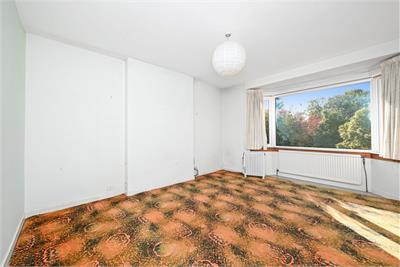 13 Craigmount Avenue North, Corstorphine, Edinburgh, EH12 8DH - image 3