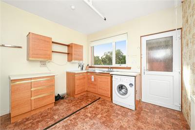 13 Craigmount Avenue North, Corstorphine, Edinburgh, EH12 8DH - image 4