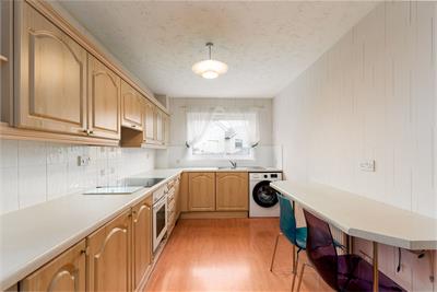 35 Howe Park, Edinburgh, EH10 7HG - image 7