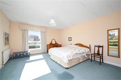 21 Strathalmond Park, Edinburgh, EH4 8AH - image 12