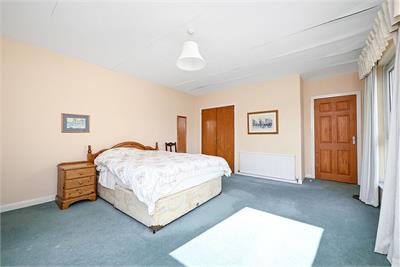 21 Strathalmond Park, Edinburgh, EH4 8AH - image 14