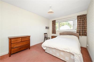 21 Strathalmond Park, Edinburgh, EH4 8AH - image 15