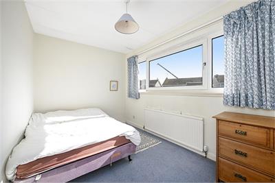 21 Strathalmond Park, Edinburgh, EH4 8AH - image 17