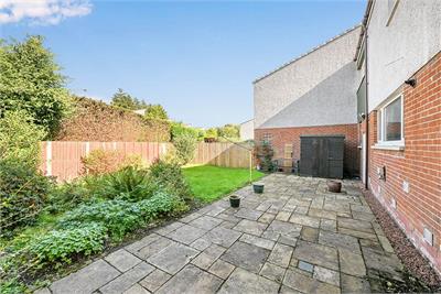 21 Strathalmond Park, Edinburgh, EH4 8AH - image 25