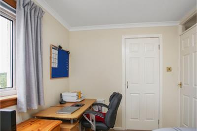 126 Howden Hall Drive, Edinburgh, EH16 6UX - image 11