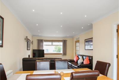 126 Howden Hall Drive, Edinburgh, EH16 6UX - image 4