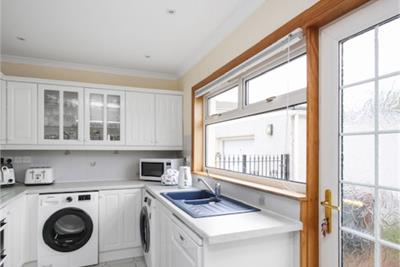 126 Howden Hall Drive, Edinburgh, EH16 6UX - image 7