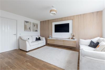 12 Bain Rigg, Gilmerton, Edinburgh, EH17 8YS - image 3