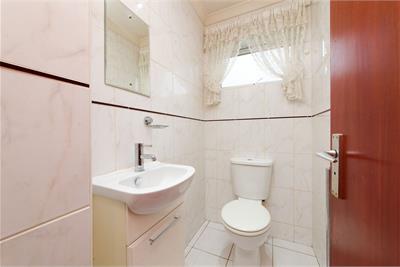 29 Fulbar Avenue, Renfrew, PA4 8PS - image 5