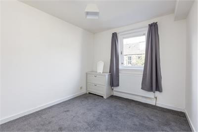 15/2 Fingzies Place, Leith Links, EH6 8AW - image 7
