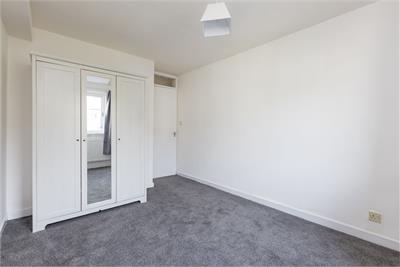 15/2 Fingzies Place, Leith Links, EH6 8AW - image 8