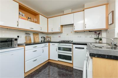 18 Mains Gardens, Tranent, EH33 1FB - image 11