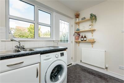 18 Mains Gardens, Tranent, EH33 1FB - image 12