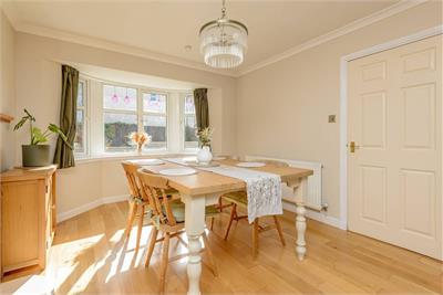 18 Mains Gardens, Tranent, EH33 1FB - image 7