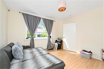 104 Eskvale Drive, Penicuik, EH26 8JJ - image 2