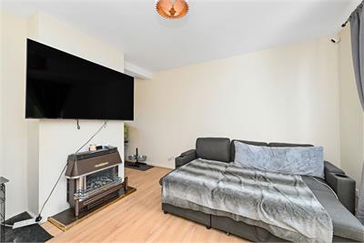 104 Eskvale Drive, Penicuik, EH26 8JJ - image 3