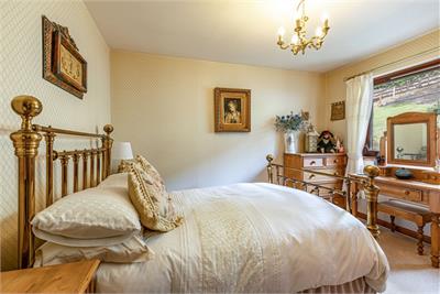 35 Ladhope Crescent, Galashiels, TD1 2BN - image 19