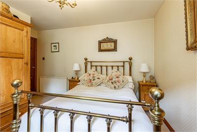 35 Ladhope Crescent, Galashiels, TD1 2BN - image 21