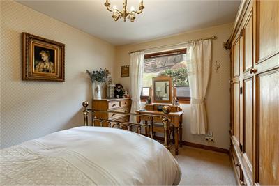 35 Ladhope Crescent, Galashiels, TD1 2BN - image 23