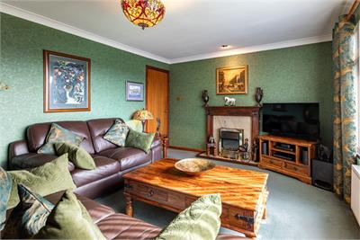 35 Ladhope Crescent, Galashiels, TD1 2BN - image 8