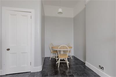 4/6 Airlie Place, Edinburgh, EH3 5DU - image 11