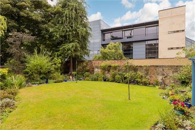 4/6 Airlie Place, Edinburgh, EH3 5DU - image 18