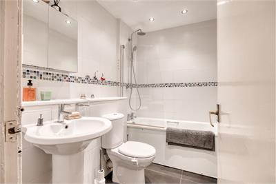 55/7 Buccleuch Street, Edinburgh, EH8 9LS - image 12