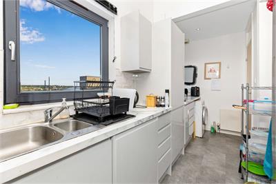 8/16 Meggetland Square, Edinburgh, EH14 1XP - image 6