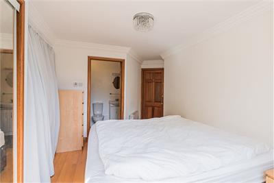 51/8 Caledonian Crescent, Edinburgh EH11 2AT - image 11