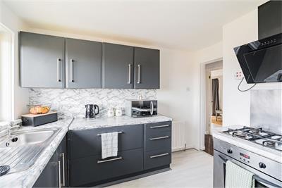 30/7 Hoseason Gardens, Edinburgh, EH4 7HE - image 14