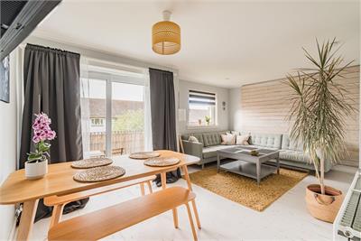 30/7 Hoseason Gardens, Edinburgh, EH4 7HE - image 3