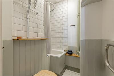 22/3 Spey Terrace, Leith, Edinburgh, EH7 4PL - image 16