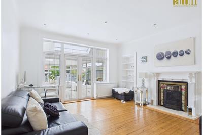 Darvel Cres Paisley - image 3