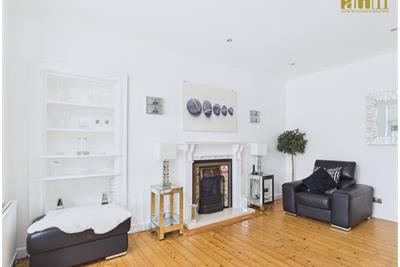 Darvel Cres Paisley - image 4