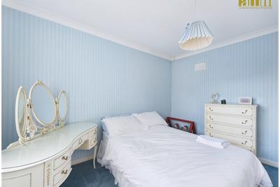 Grampian Way Barrhead - image 12