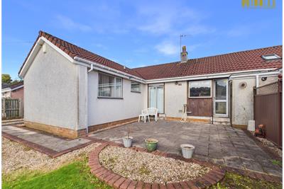 Grampian Way Barrhead - image 19