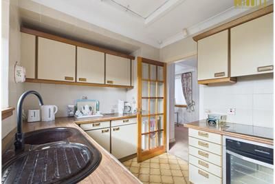 Grampian Way Barrhead - image 10