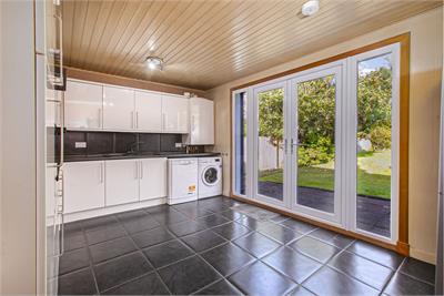 7 Sandybank, Dunfermline, KY11 8EQ - image 3