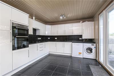 7 Sandybank, Dunfermline, KY11 8EQ - image 4