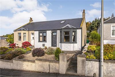 7 Sandybank, Dunfermline, KY11 8EQ - image 1