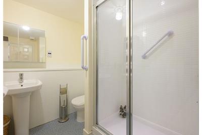 5/3 Brighouse Park Crescent, Edinburgh EH4 6QS - image 15