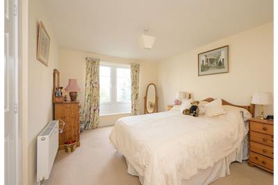 5/3 Brighouse Park Crescent, Edinburgh EH4 6QS - image 17